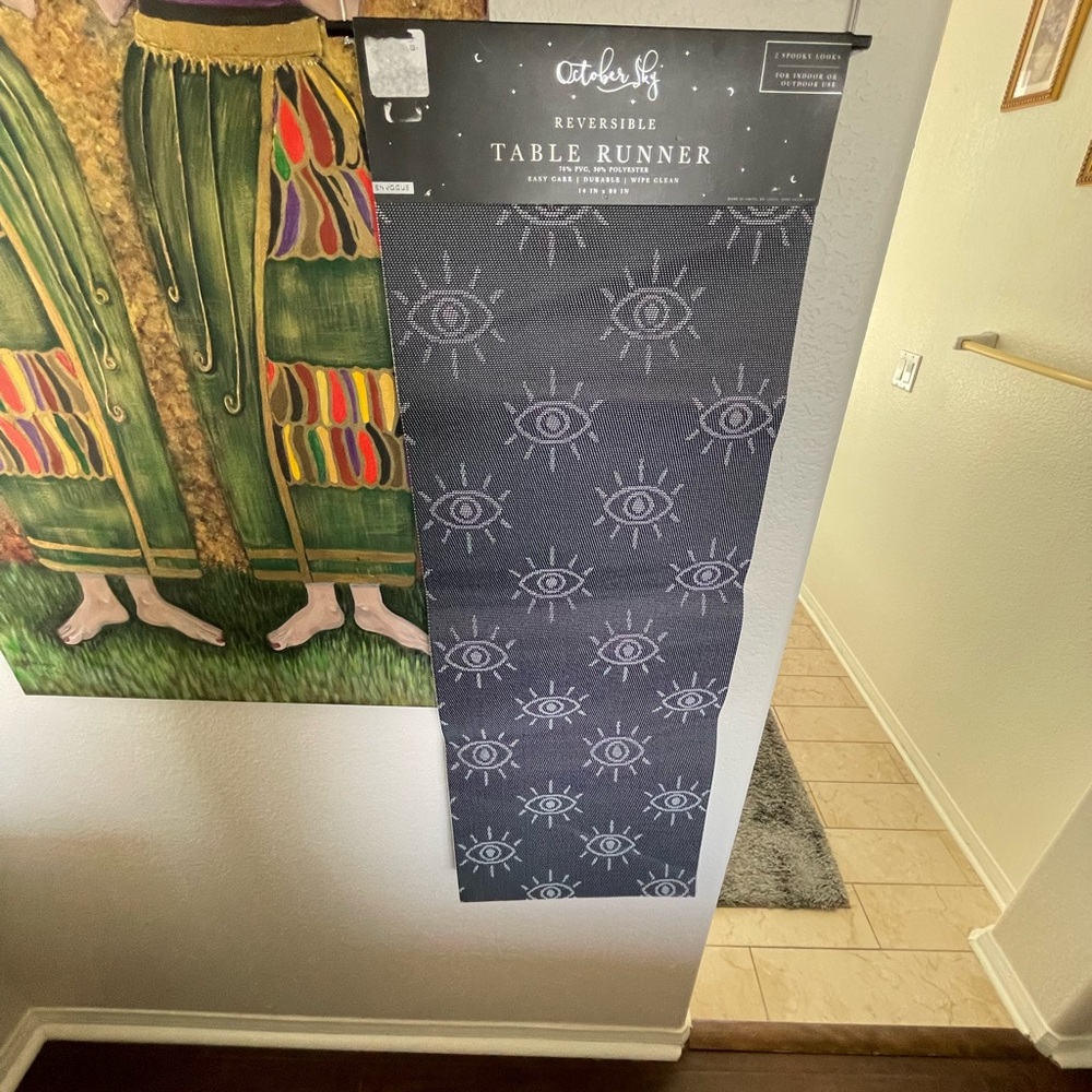 October sky Black and White Eye Pattern Table Runner